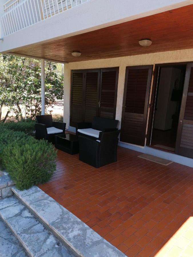 Guesthouse Butkovic Punat Esterno foto